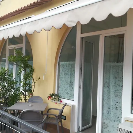 Il Covo Delle Civette Bed & Breakfast Vietri sul Mare Room photo
